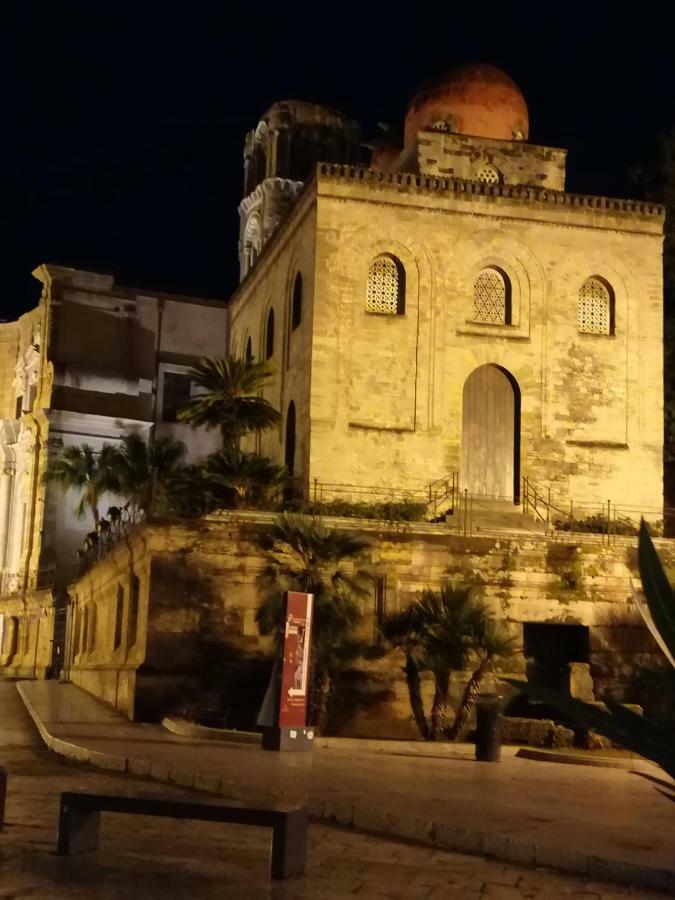 Cattedrale-Bonello73 Appartement Palermo Buitenkant foto